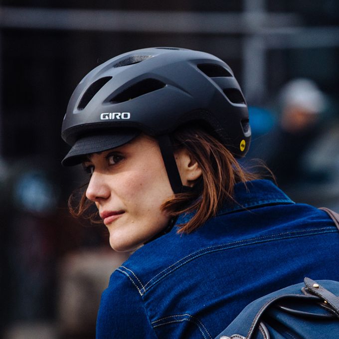 Giro womens bike helmet on sale